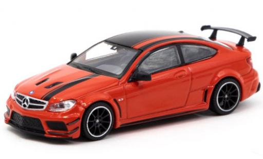 Modellautos Mercedes Classe C 1/64 Tarmac Works C 63 AMG Coupe Black Series (C205) rot/schwarz Mercedes Classe C 1/64 Tarmac Works C 63 AMG Coupe Black Series (C205) rot/schwarz modellautos