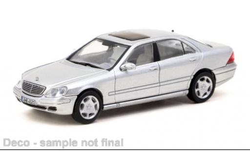 Modellautos Mercedes Classe S 1/64 Tarmac Works silber 1:64 Mercedes Classe S 1/64 Tarmac Works silber 1:64 modellautos