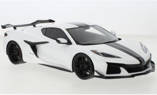 Modellautos Chevrolet Corvette 1/18 Top Speed (C8) Z06 weiss 2023 Chevrolet Corvette 1/18 Top Speed (C8) Z06 weiss 2023 modellautos