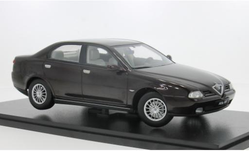 Alfa Romeo 166 1/18 Triple 9 Collection schwarz 1999 1:18 modellautos