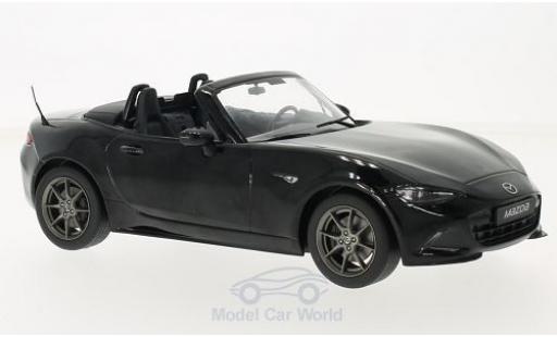 Modellautos Mazda MX5 1/18 Triple 9 Collection schwarz 2015 mit abnehmbarem Softtop ohne Vitrine Mazda MX5 1/18 Triple 9 Collection schwarz 2015 mit abnehmbarem Softtop ohne Vitrine modellautos