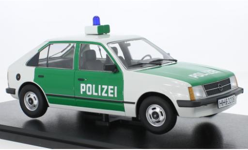 Modellautos Opel Kadett 1/18 Triple 9 Collection D police Opel Kadett 1/18 Triple 9 Collection D police modellautos
