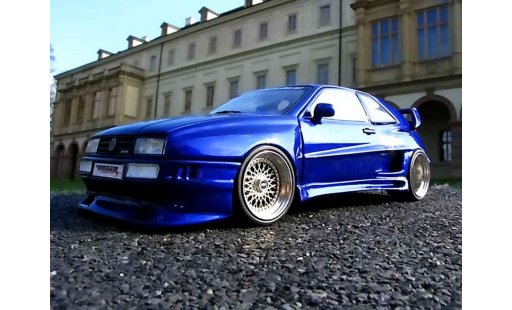 Volkswagen Corrado VR6 1/18 Revell kit carrosserie rieger jantes bbs pneux flans tendus modellautos
