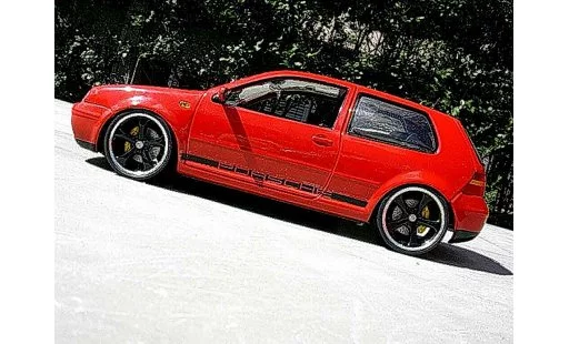 Volkswagen Golf GTI 1/18 Revell 4 turbo swap moteur audi tt modellautos