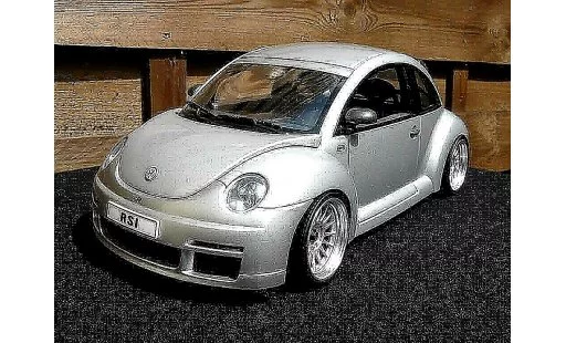 Volkswagen New Beetle RSI 1/18 Autoart r modellautos