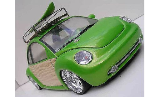 Volkswagen New Beetle Base 1/18 Burago woody green surf california modellautos