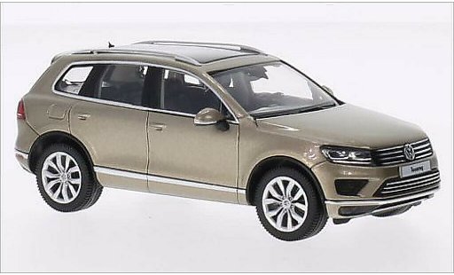 Volkswagen Touareg Base 1/43 Herpa II mettalic beige 2014 modellautos