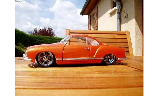 Volkswagen Karmann Base 1/18 Solido orange pulp modellautos