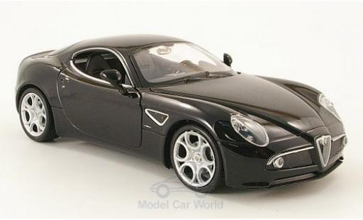 Alfa Romeo 8C 1/24 Welly Competizione schwarz ohne Vitrine modellautos