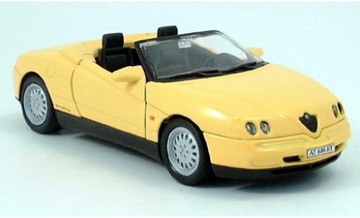 Alfa Romeo Spider 1/24 Welly (ohne Farbangabe) 1999 1:24 modellautos