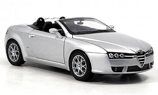 Alfa Romeo Spider 1/24 Welly silber 1:24 modellautos