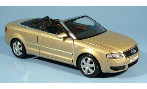 Audi A4 1/24 Welly met. gold 2003 1:24 modellautos
