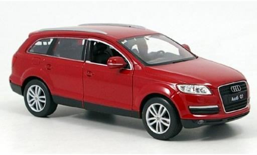 Audi Q7 1/24 Welly rot 1:24 modellautos