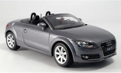 Modellautos Audi TT 1/18 Welly Roadster met.-grau offen 1:18 Audi TT 1/18 Welly Roadster met.-grau offen 1:18 modellautos