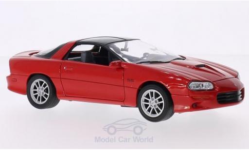 Chevrolet Camaro SS 1/24 Welly SS rot 2002 modellautos