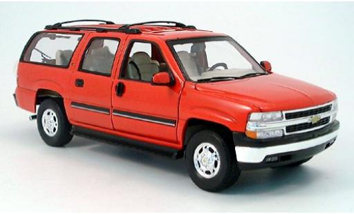 Modellautos Chevrolet Suburban 1/18 Welly rot 1:18 Chevrolet Suburban 1/18 Welly rot 1:18 modellautos