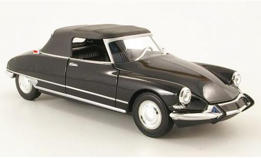 Citroen DS 1/24 Welly 19 Cabriolet geschlossen 1:24 modellautos