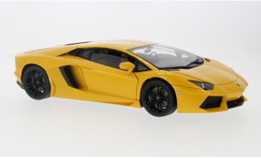 Modellautos Lamborghini Aventador 1/18 Welly LP 700-4 gelb 2011 1:18 Lamborghini Aventador 1/18 Welly LP 700-4 gelb 2011 1:18 modellautos