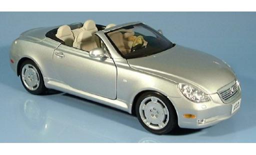 Modellautos Lexus SC 1/18 Welly 430 Cabriolet silber 1:18 Lexus SC 1/18 Welly 430 Cabriolet silber 1:18 modellautos