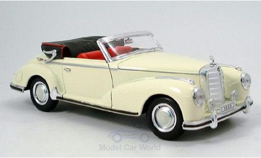 Mercedes 300 1/18 Welly S Cabriolet beige 1955 modellautos