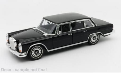 Modellautos Mercedes 600 1/24 Welly schwarz 1963 1:24 Mercedes 600 1/24 Welly schwarz 1963 1:24 modellautos