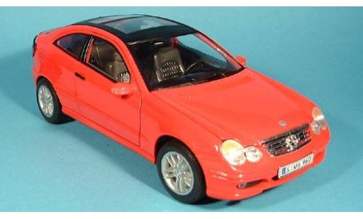Modellautos Mercedes Classe GLA 1/18 Welly C- Klasse Sport mit Glasdach rot 2001 1:18 Mercedes Classe GLA 1/18 Welly C- Klasse Sport mit Glasdach rot 2001 1:18 modellautos