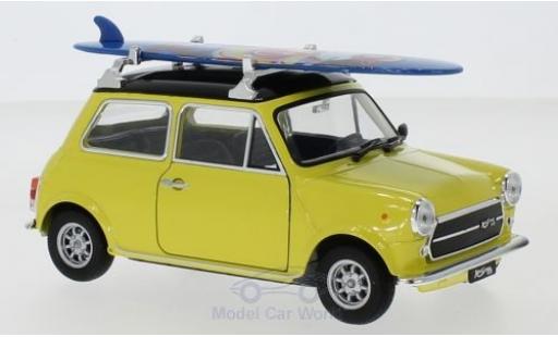 Mini Cooper 1/24 Welly 1300 gelb/schwarz 1974 Surfboard modellautos