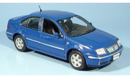 Volkswagen Bora 1/24 Welly Limousine blau 2001 1:24 modellautos