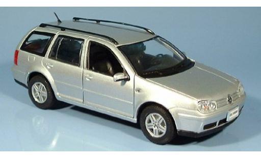 Volkswagen Golf 1/24 Welly Variant silber 2001 1:24 modellautos
