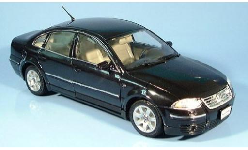 Volkswagen Passat 1/18 Welly schwarz 1:18 modellautos