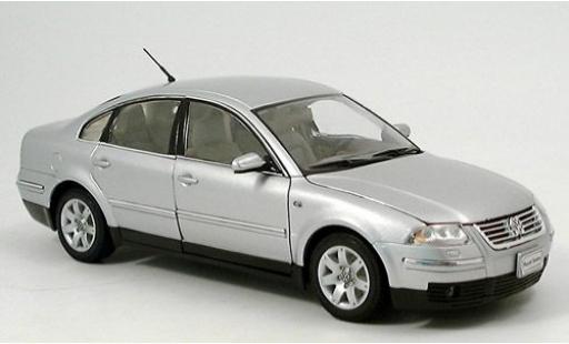 Modellautos Volkswagen Passat 1/18 Welly silber 1:18 Volkswagen Passat 1/18 Welly silber 1:18 modellautos