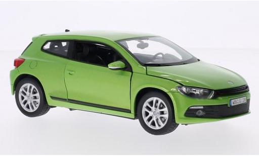 Volkswagen Scirocco 1/24 Welly III mettalic grün modellautos