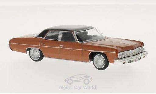 Modellautos Chevrolet Bel Air 1973 1/43 WhiteBox mettalic kupfer/schwarz 1973 Chevrolet Bel Air 1973 1/43 WhiteBox mettalic kupfer/schwarz 1973 modellautos
