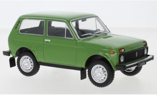 Modellautos Lada Niva 1/24 WhiteBox grün Lada Niva 1/24 WhiteBox grün modellautos