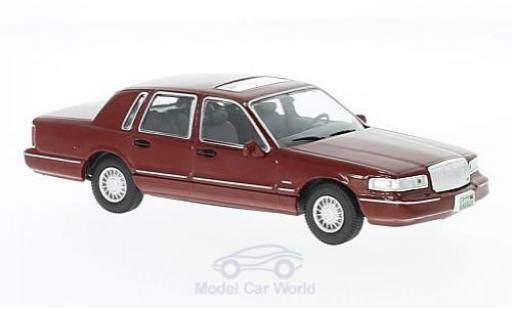 Lincoln Town Car 1/43 WhiteBox rot 1996 modellautos