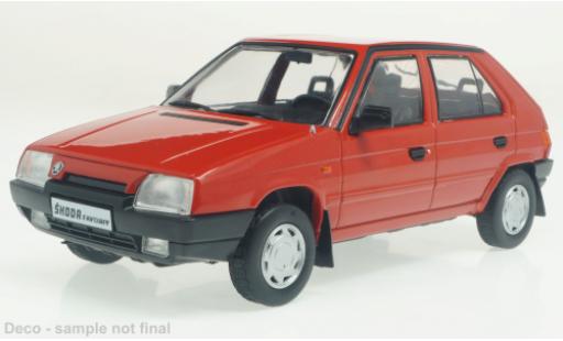 Skoda Favorit 1/24 WhiteBox rot 1989 modellautos