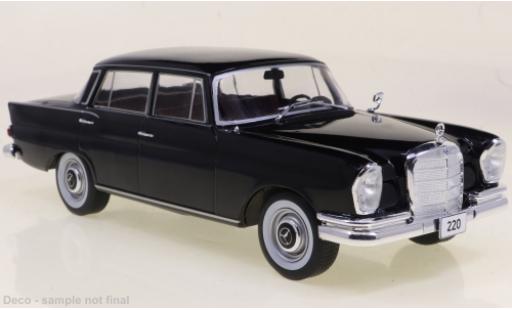 Modellautos Mercedes 220 1/24 WhiteBox (W111) noire 1959 Mercedes 220 1/24 WhiteBox (W111) noire 1959 modellautos